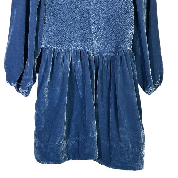 Free People Farrier Velvet Mini Dress Womens M Blue Smocked Puff Sleeve Witchy - Picture 5 of 8